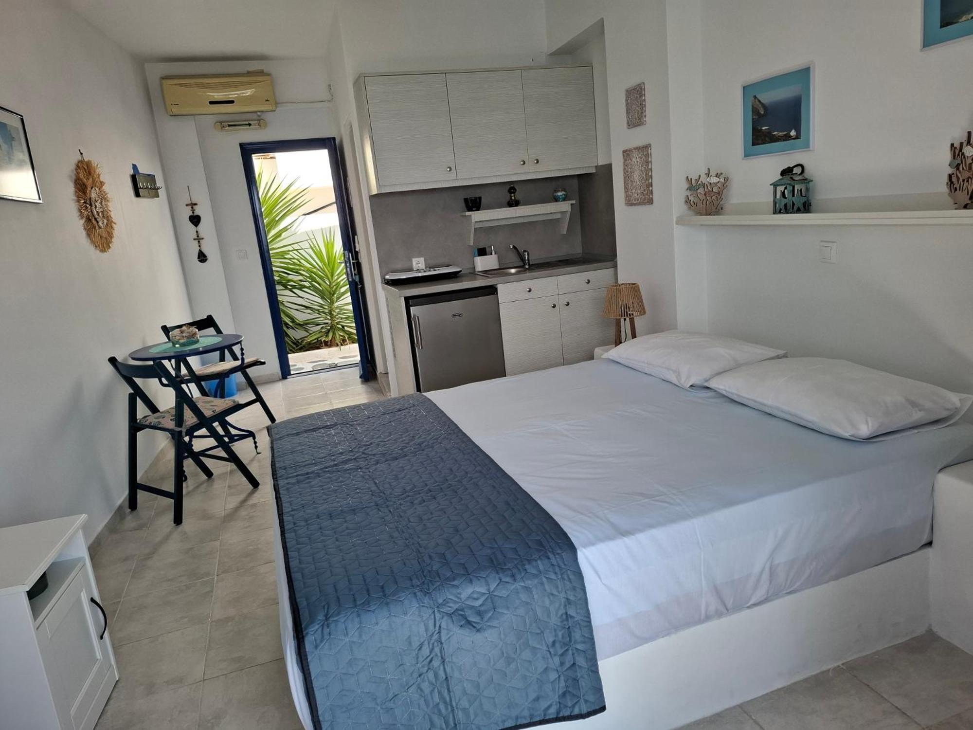Vrahos Rooms - Studios Alopronia المظهر الخارجي الصورة
